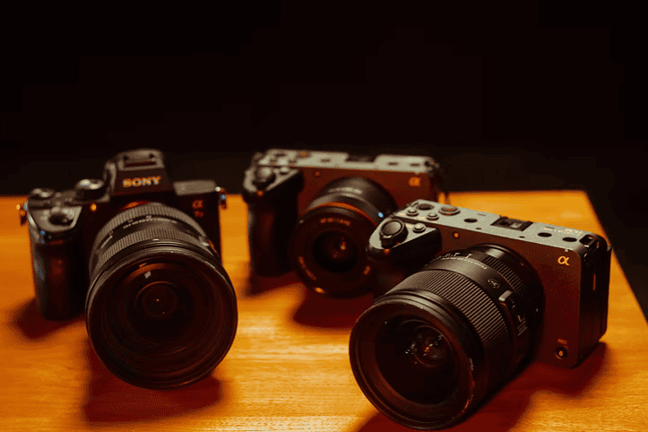 High-quality mirrorless cameras for professional photography and videography in Bali